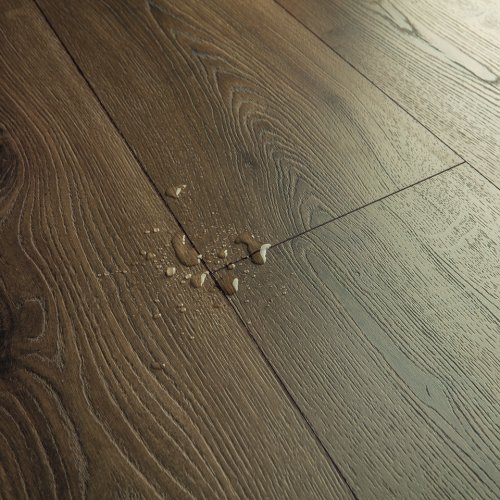 Image for QS CLM5789 Classic 8mm Warm Brown Oak 1.596m2